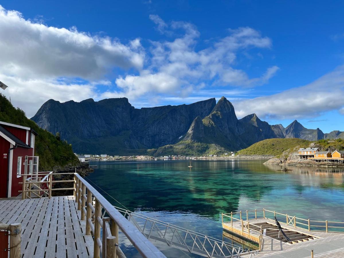 Lofoten Suite Apartments - Rostad Retro Rorbuer Reine Ngoại thất bức ảnh