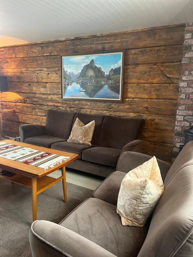 Lofoten Suite Apartments - Rostad Retro Rorbuer Reine Ngoại thất bức ảnh