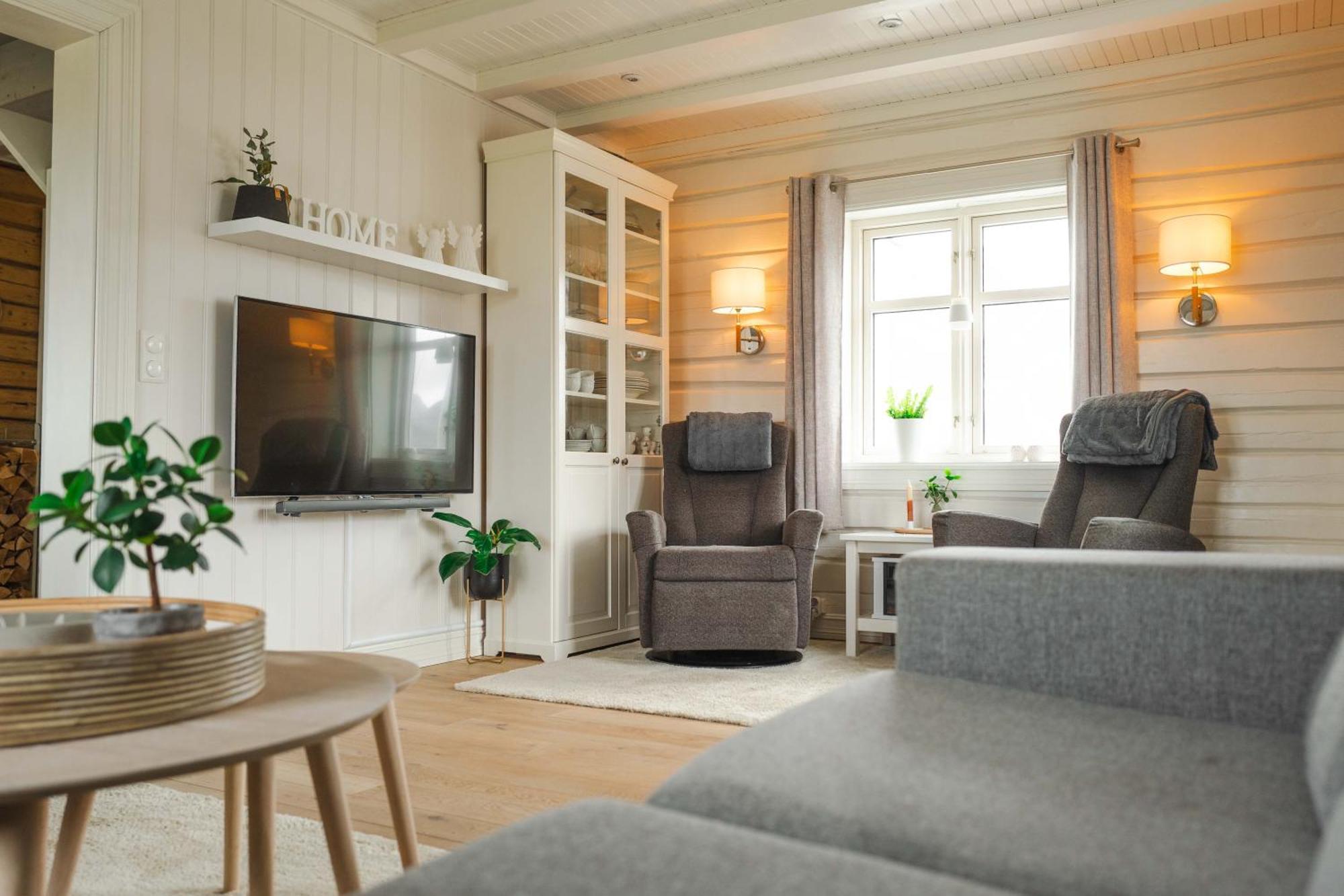 Lofoten Suite Apartments - Rostad Retro Rorbuer Reine Ngoại thất bức ảnh